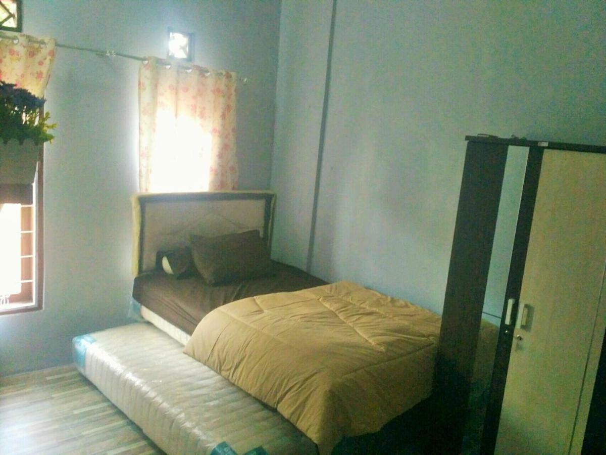 Homestay Bumi Asri III Cikutra Bandung Zewnętrze zdjęcie