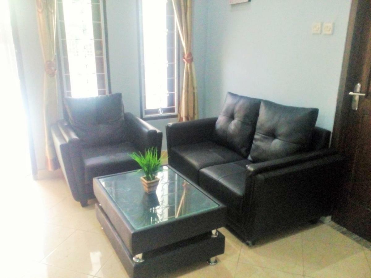 Homestay Bumi Asri III Cikutra Bandung Zewnętrze zdjęcie